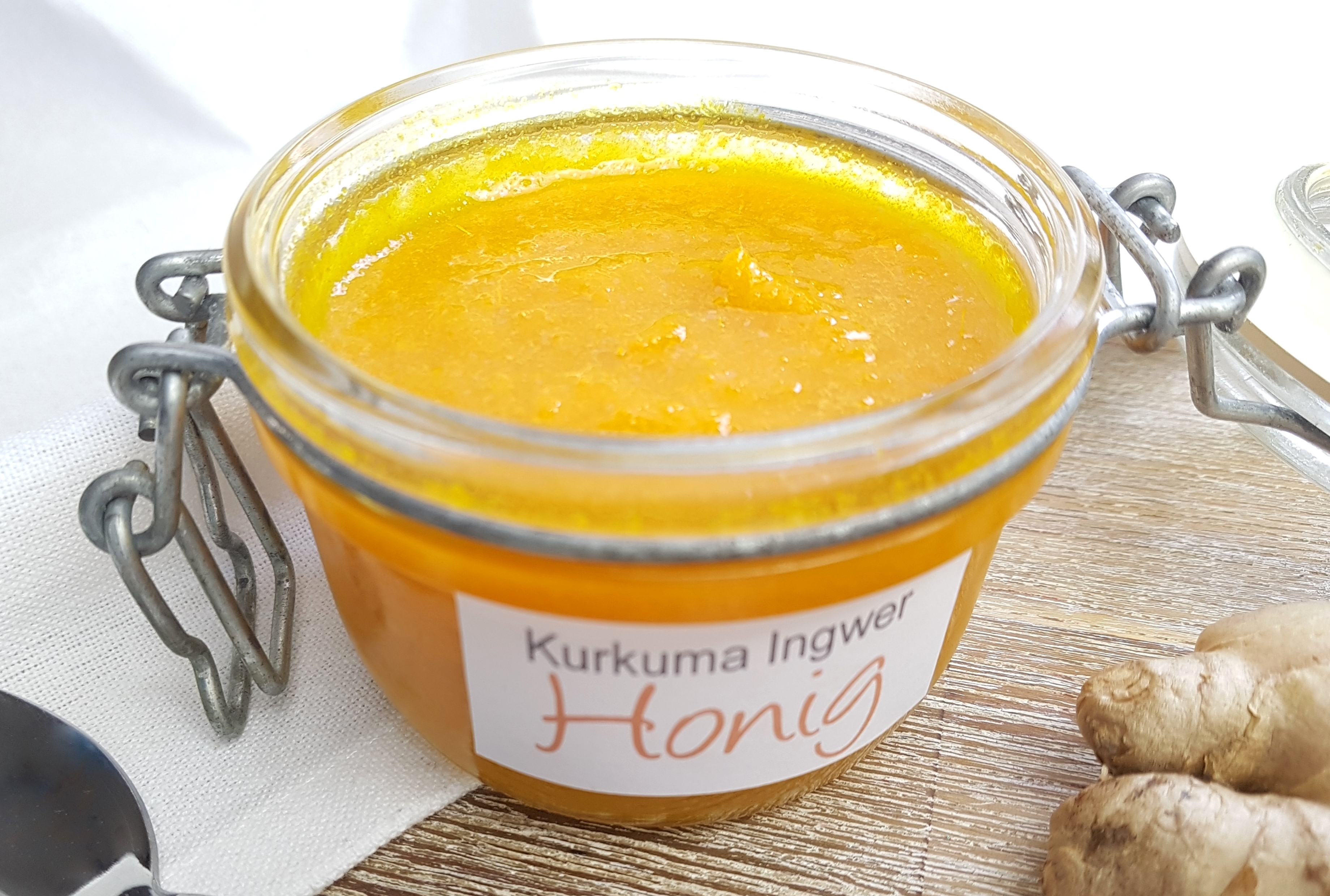 Kurkuma-Ingwer Honig Rezept stärkt dein Immunsystem